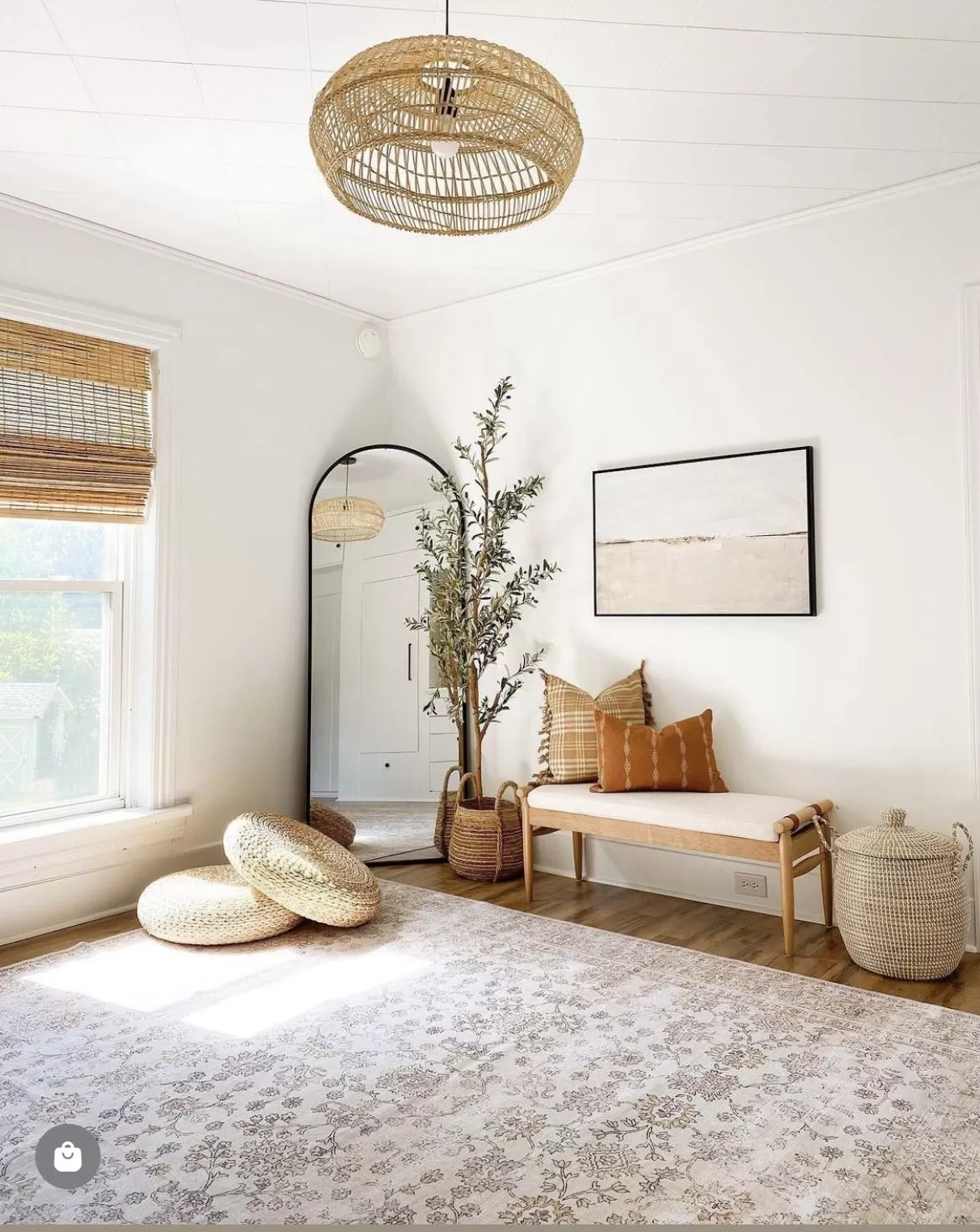 Gương soi toàn thân villa độc đáo lung linh