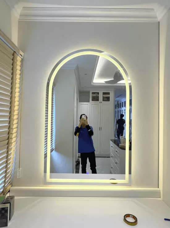 Gương LED bàn trang điểm