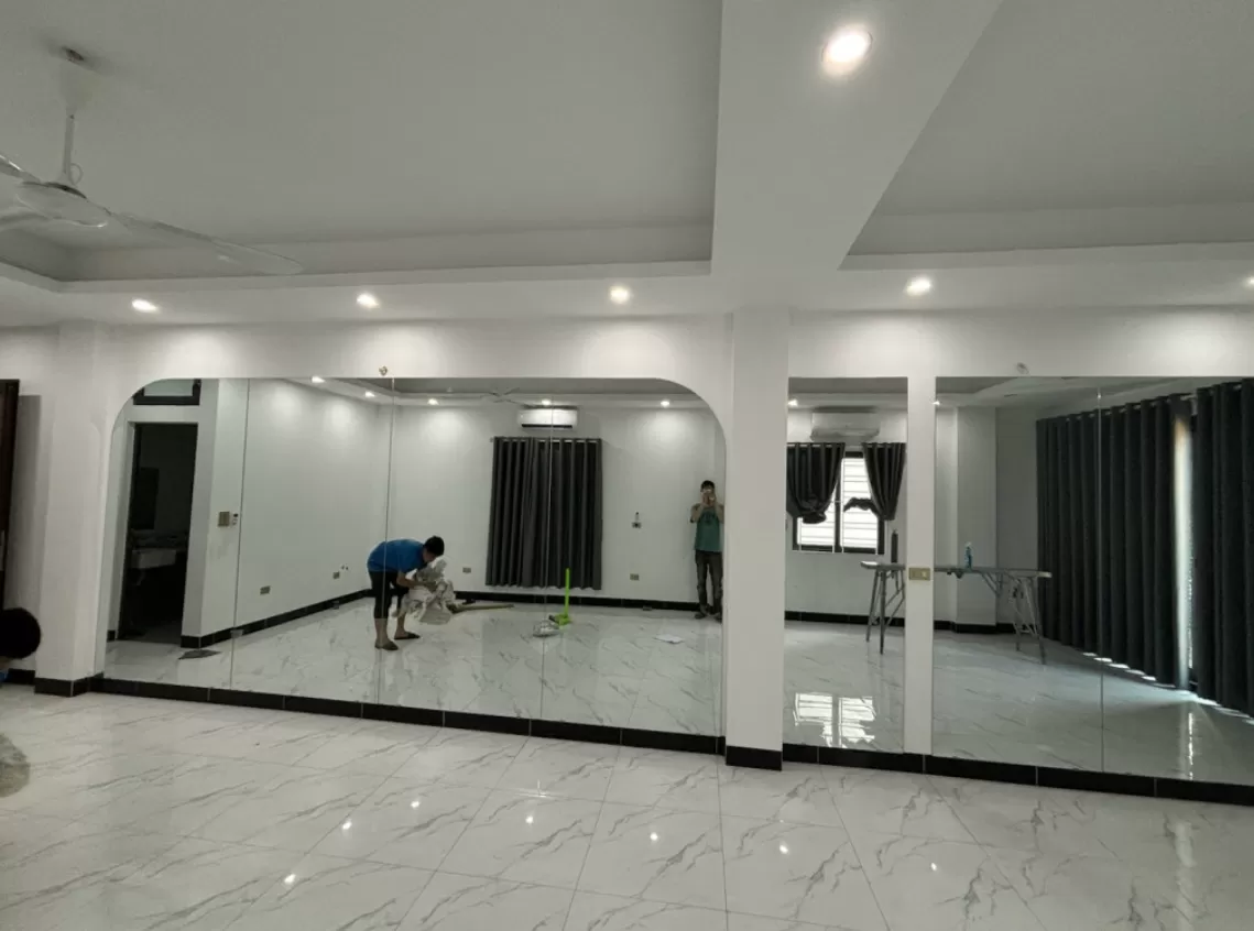Lắp gương phòng tập nhảy