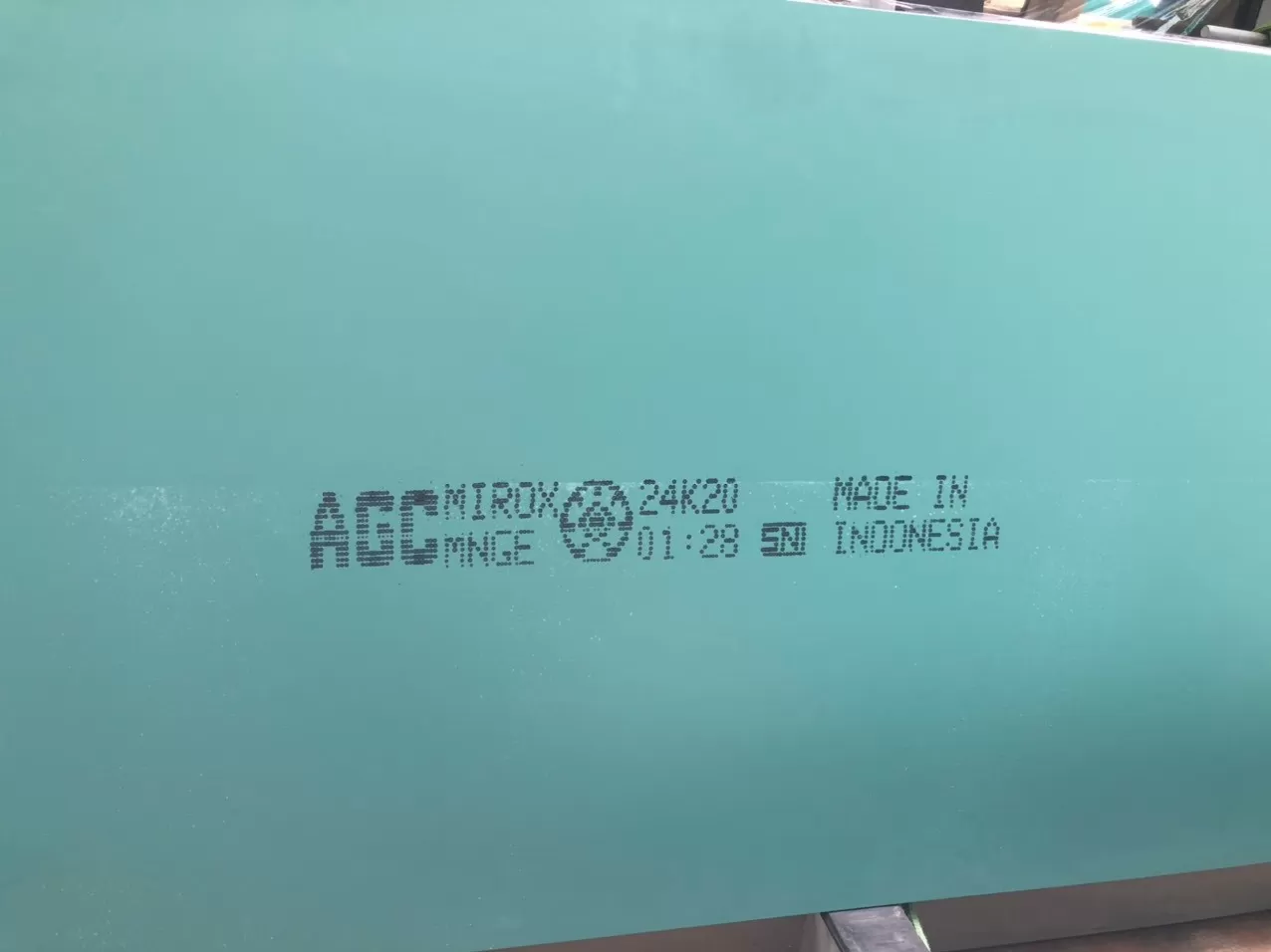 Gương Bỉ chính hãng có logo của AGC