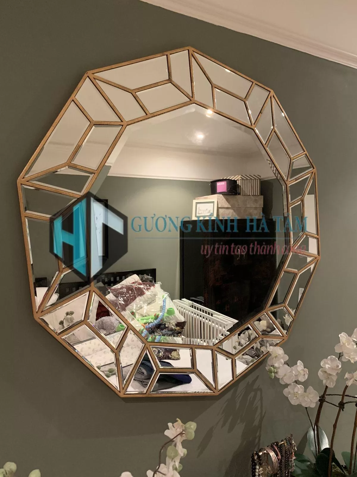 Gương treo tường nghệ thuật