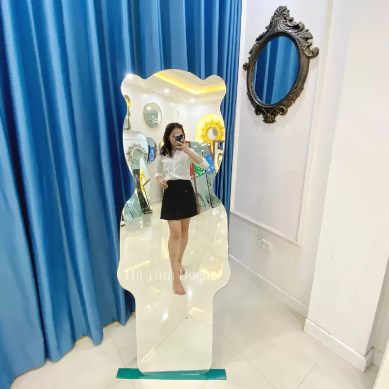 Gương soi toàn thân – Sự lựa chọn hoàn hảo cho không gian sống của bạn