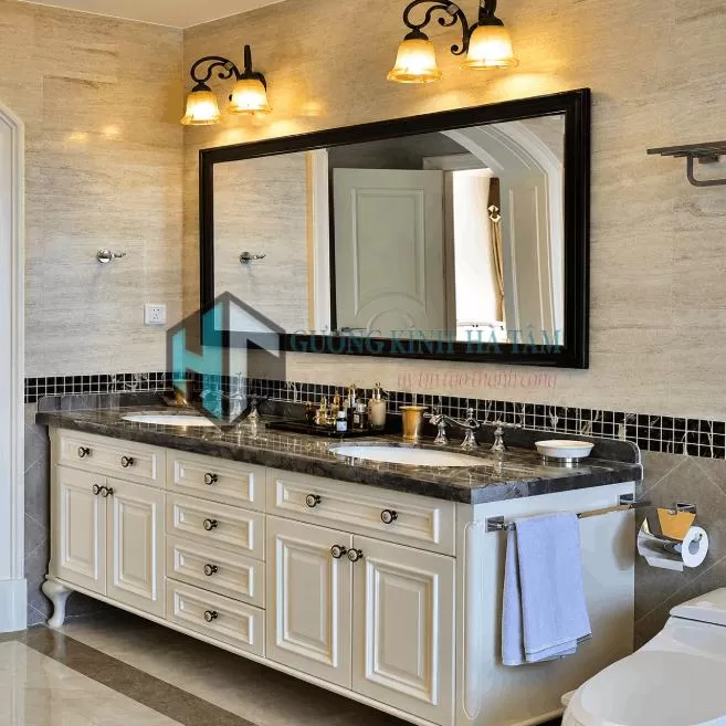 Gương khung nhựa composite -Điểm nhấn thời trang cho không gian phòng tắm